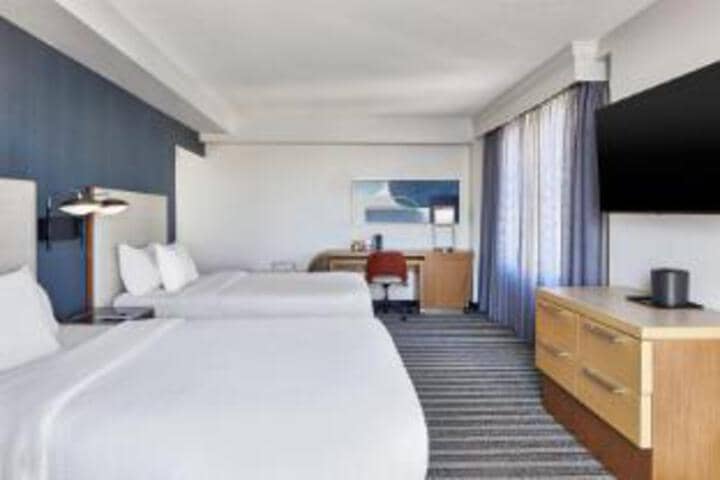 Room 27 of 27